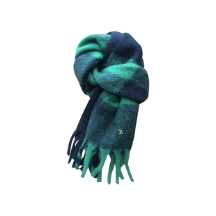 新年红色围巾女冬季高级感羊毛混纺保暖仿羊绒围脖格纹马海毛披肩