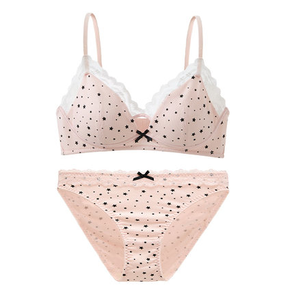 六只兔子蕾丝内衣女薄款显瘦无钢圈胸罩收副乳防下垂文胸套装