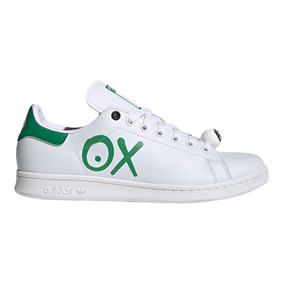 阿迪达斯正品男女通用板鞋