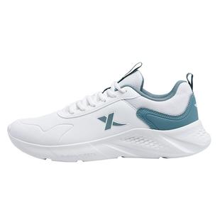 特步男鞋跑步鞋春季防水轻便皮面鞋子官方正品软底减震休闲运动鞋