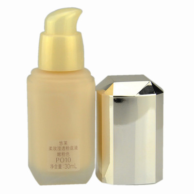 悠莱持妆提亮防晒保湿粉底液