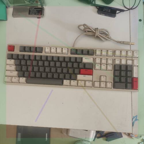 议价iKBC c210机械键盘,正常使用,升级换下,实物拍摄所见