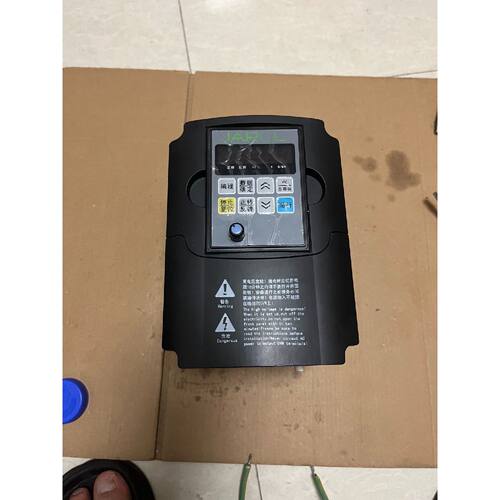 议价佳乐变频器JR71001R5G41010A设备拆机维修