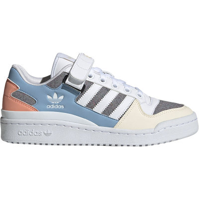 阿迪达斯三叶草男女板鞋