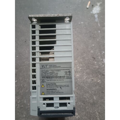 议价原装拆机丹佛斯变频器FC102P1K1T4E20H2XG维修