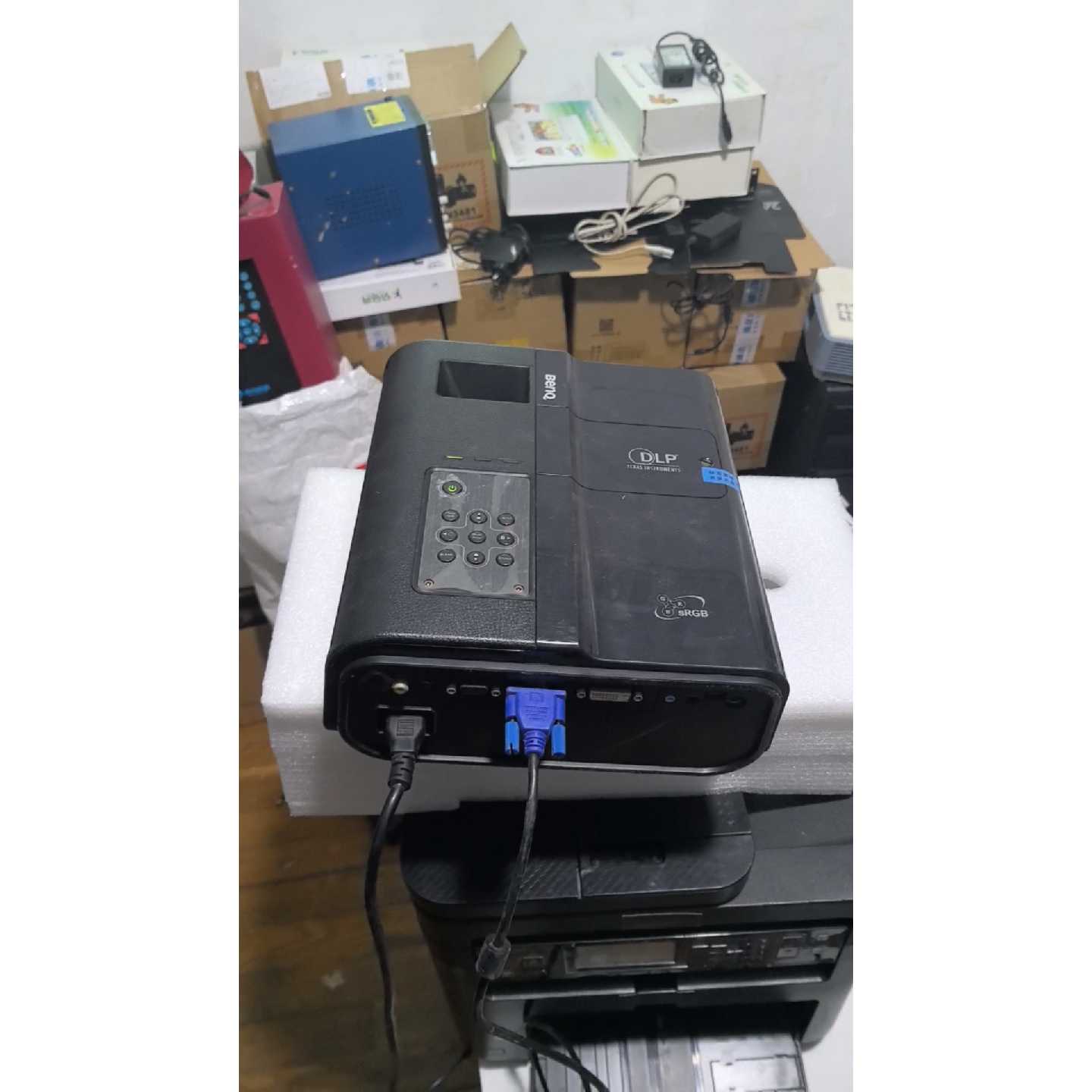议价明基EP1230投影仪可维修