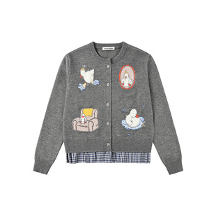 张萌张慧雯同款AlexiaSandra2025秋季新款啵啵鸭撞色格纹针织开衫