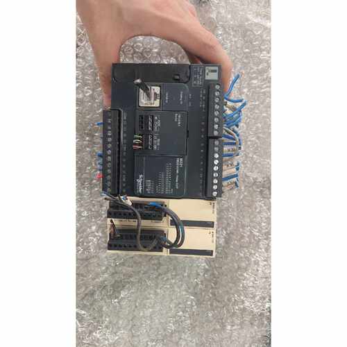 议价plc，TM221C24R，TM2AMI2HT，成色漂