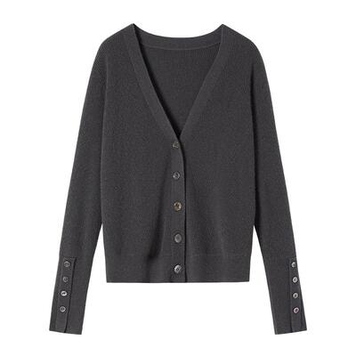 羊绒羊毛纱时髦纸片人针织开衫