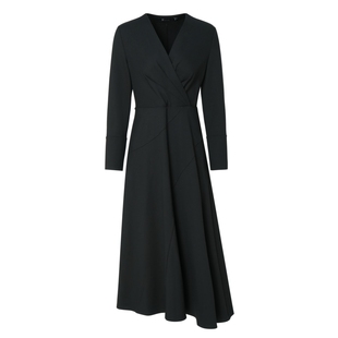 IDPAN女装秋季新款高级感气质显瘦不对称裙摆V领长袖连衣裙女