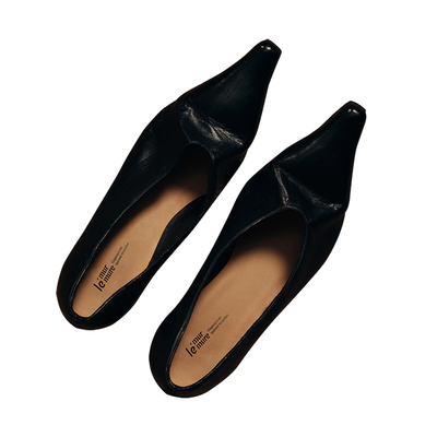 黑色尖头单鞋Le'Murmure