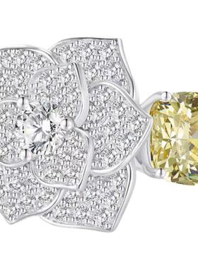 纯18K白金镶嵌美国进口D色莫桑石黄钻山茶花开口戒指奢华高级时尚