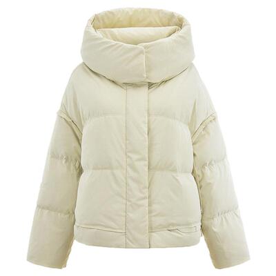 时尚感连帽白鸭绒羽绒服