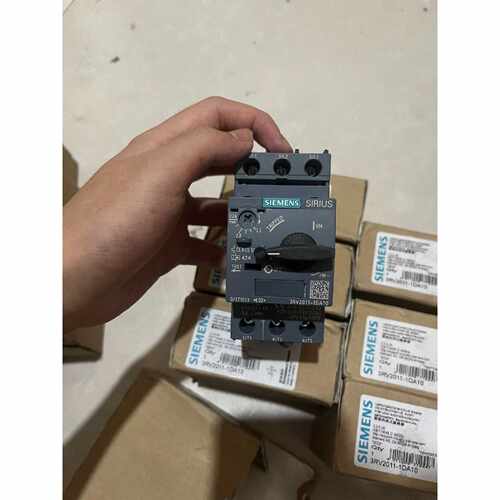 断路器3RV20111DA102.