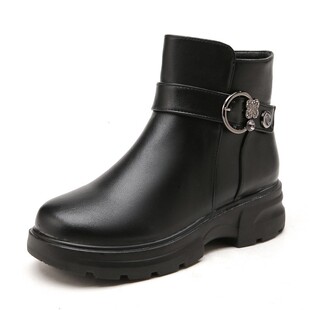 冬季妈妈棉鞋2024新款加绒防滑保暖老人短靴中老年靴子中年冬鞋