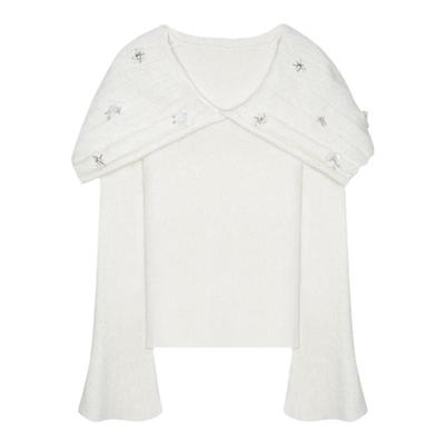 重工花钻大翻领喇叭袖毛衣