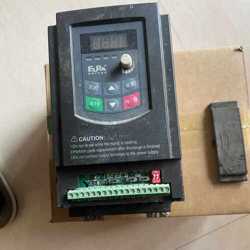 溢价-欧瑞E2000-0022T3 2.2KW变频器  功