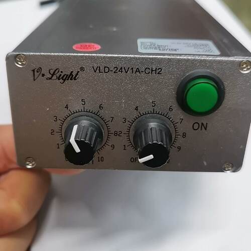 询纬朗 VLD-24V1A-CH2 视觉光源电源控制器 正品拆