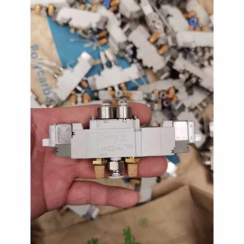 【议价】SMC电磁阀SY54205LC424V带消音器