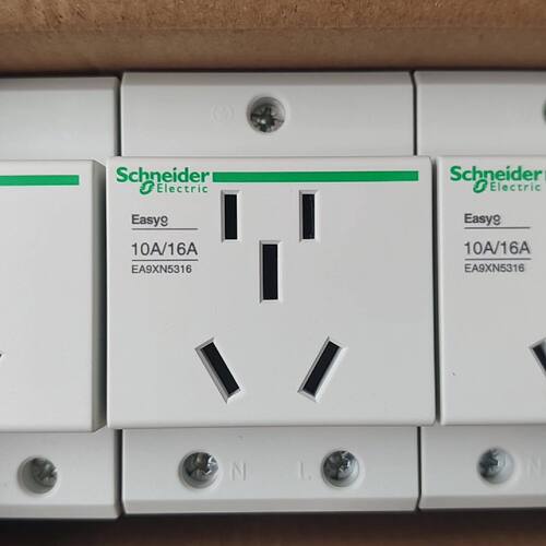 询价下单EA9XN5316 施耐德 模块 可开发票