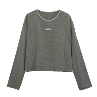 胖mm秋冬短款条纹打底衫木子理想大码女复古落肩时髦长袖T恤200斤