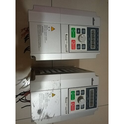 询价刚合康变频器HⅠD300A2-T4-0.75G，共2台，