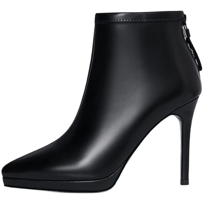 细高跟防水台真皮短靴尖头