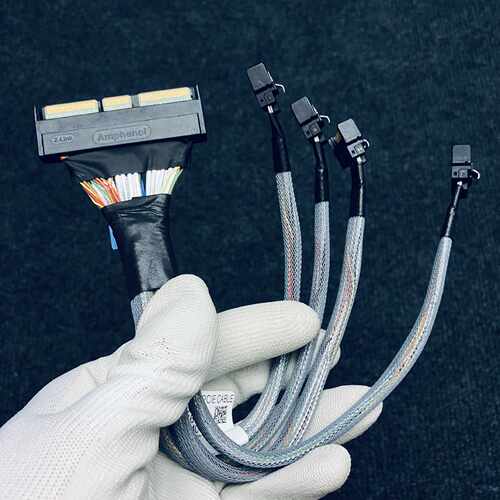 安费诺AMPHENOL GEN-Z 4C转4*MCIO 4X 5.0 转接线
