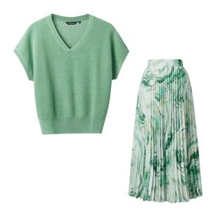 颜域绿色气质套装2026新款女装夏装搭配一整套针织衫半身裙两件套