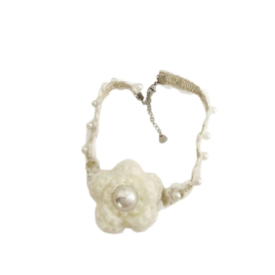 温柔淑女气质珍珠毛绒针织花朵项链超仙小清新少女感ins风锁骨链