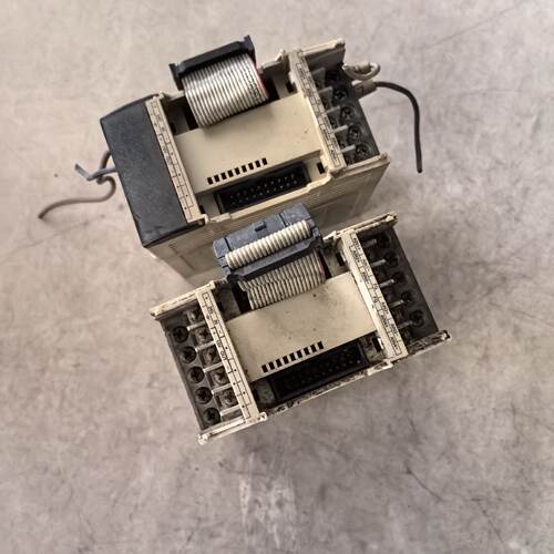 【请询价】韦炜PLC扩展模块VB-4AD 4AD 原装拆机少盖