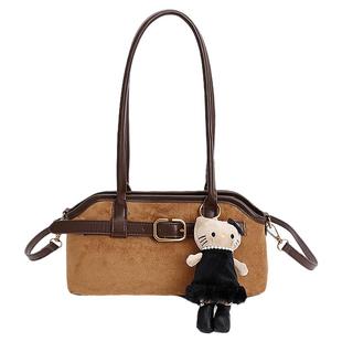 复古小众麂皮绒包包女2025新款斜挎包秋冬季百搭单肩腋下包法棍包