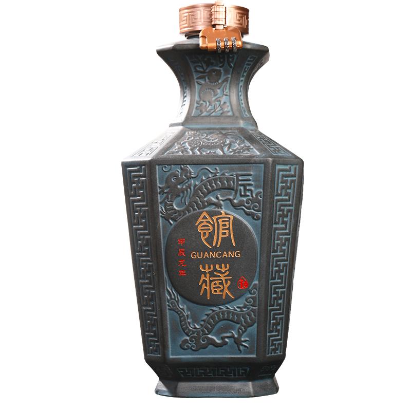 景德镇颜色釉仿古雕刻陶瓷酒瓶