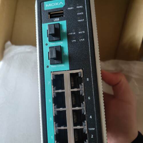 议价MOXA EDR-810-2GSFP 摩莎 NAT/VPN工业安全路由器 现货 特价