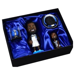 欧文手办纪念品男生生日礼物约基奇威少哈登科比摇头公仔篮球摆件
