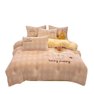 【三层加厚】贴布绣牛奶绒毛毯