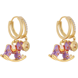 紫色小马钱币圈圈耳环女2026新款马年本命年耳钉马上有钱新年耳饰