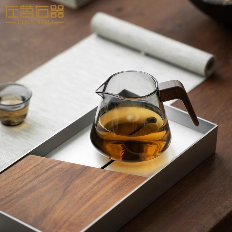 左茗右器木把玻璃公道杯耐热加厚茶海分茶器大容量泡茶专用杯公杯