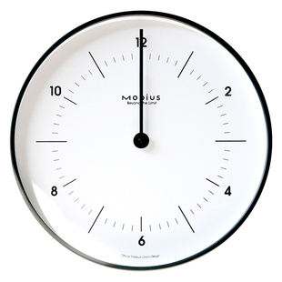 莫比乌斯黑色木质客厅静音挂钟2026新款时钟包豪斯简约高级感钟表