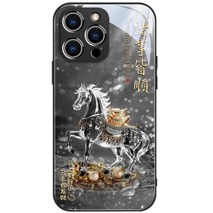 发财马适用iPhone16promax手机壳新款苹果17保护套15高档玻璃14pro全包镜头13轻奢时尚12趣味文艺plus情侣红