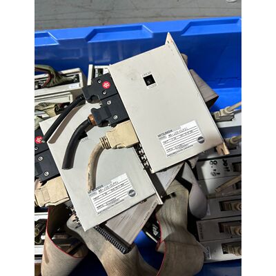 拆机伺服驱动MRJ2SCLP01实拍照片
