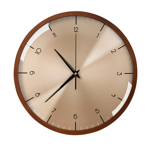 胡桃木客厅挂钟轻奢静音钟表黄铜表铝面挂墙钟表餐厅时钟创意挂钟
