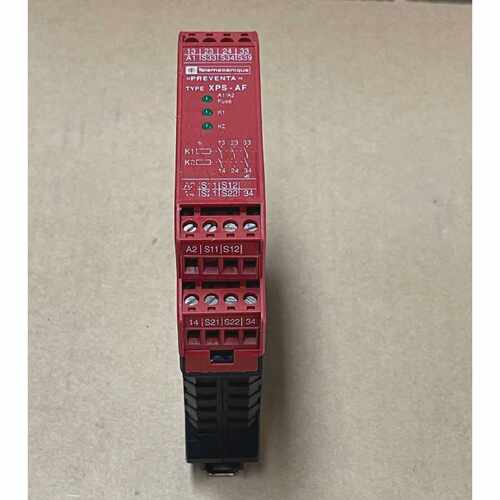 Telemecanique   XPSAF5130P  Preventa Safety Relay Module 24V