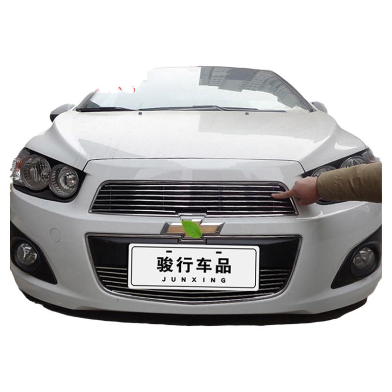 雪佛兰爱唯欧防护用品汽车前脸