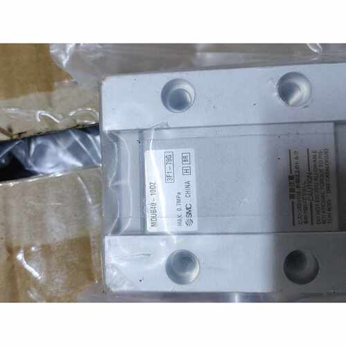 询价下单SMC原装正品气缸MDUB40-10DZ，全新未拆封，型号3