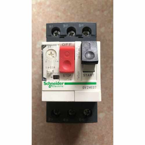 议价全新原装SchneiderGV2ME07实物拍摄现货*维修