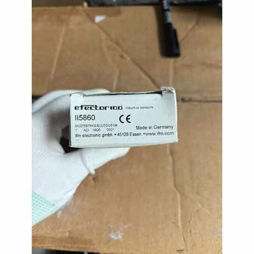 溢价-德国IFM易福门II5860电感式接近开关传感器II