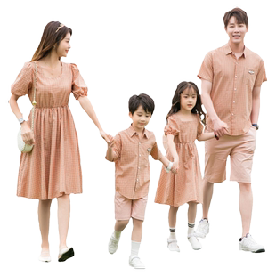 亲子装连衣裙夏2026新款一家三口四口全家洋气母女裙父子衬衫套装