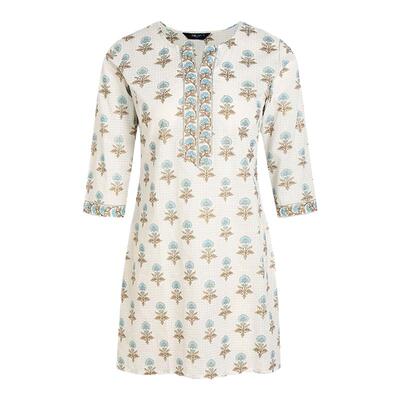 白色印花短款上衣日常