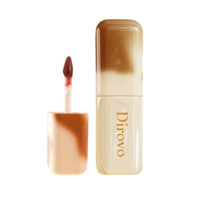 不卡纹不易沾杯~蒂洛薇水光唇釉